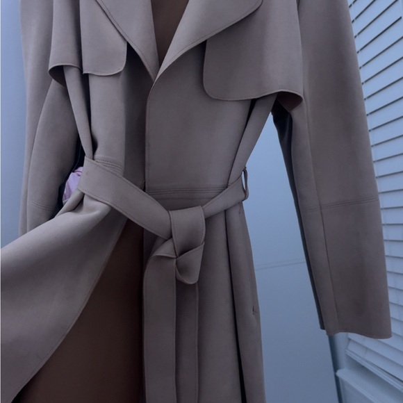H&M Classic Beige Trench Coat - Picture 2 of 5